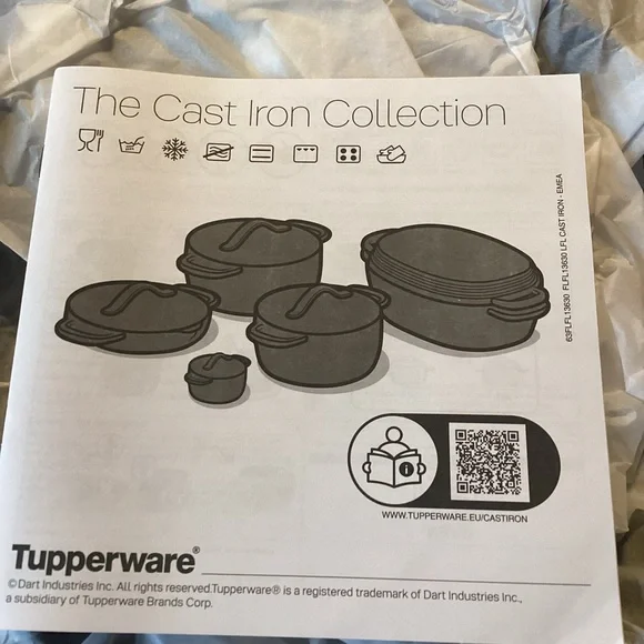 Tupperware Cast Iron Skillet - Rustic Black